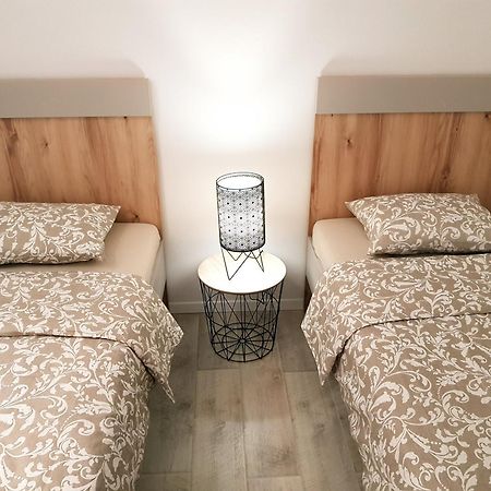 New Apartment With Panoramic View Стоморска Екстериор снимка