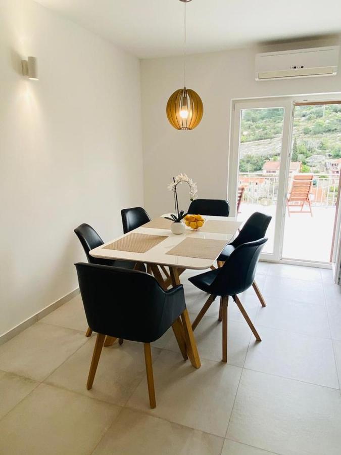 New Apartment With Panoramic View Стоморска Екстериор снимка