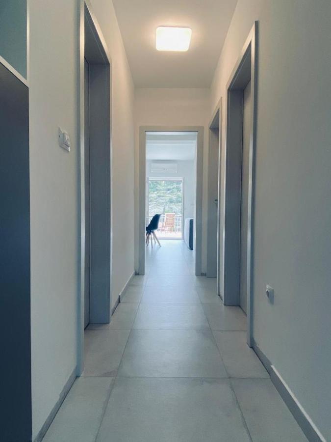 New Apartment With Panoramic View Стоморска Екстериор снимка