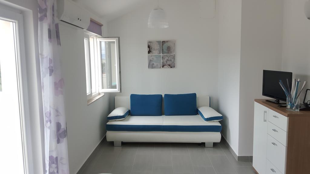 New Apartment With Panoramic View Стоморска Екстериор снимка